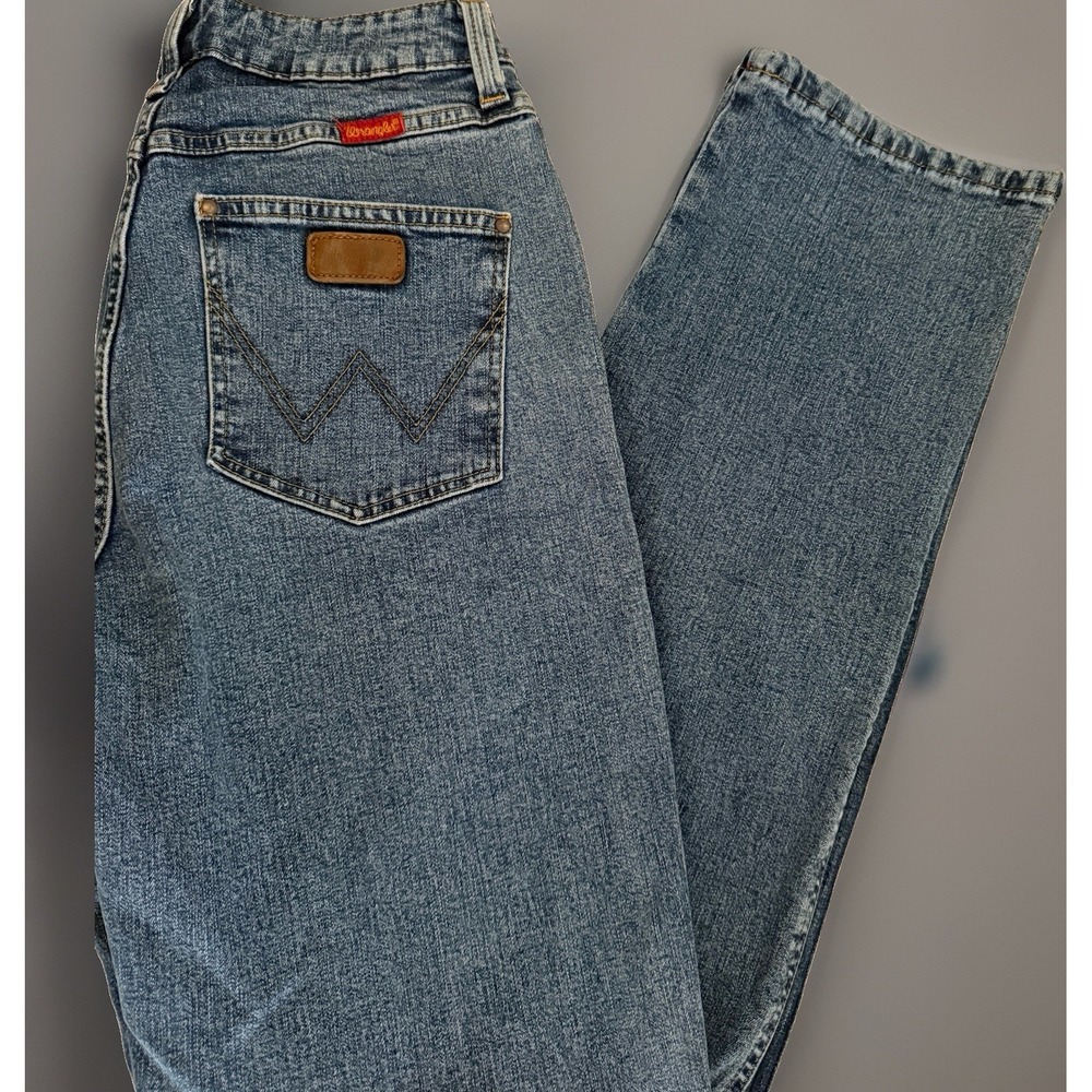Wrangler Ultimate Riding Jean Cash Straight Leg Medium Wash Denim 5x34 26x33